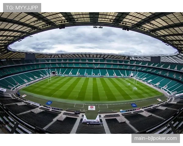 特写：帕尔默任意球直挂死角，斯坦福桥球场瞬间沸腾